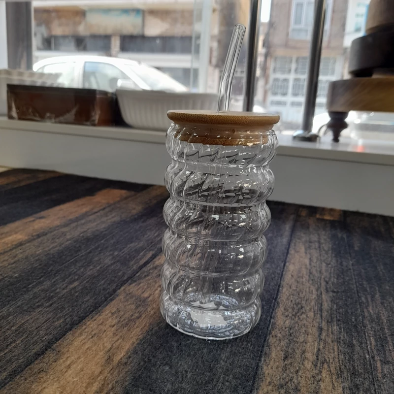 لیوان اسموتی مارپیچ درب چوبی همراه نی شیشه ای