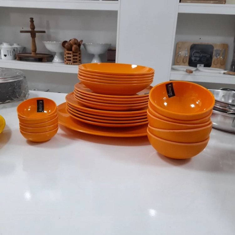 سرویس 31 پارچه آرکومین (ملامین اصل))