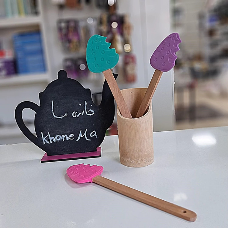 ابزار سیلیکونی رنگی دسته چوبی