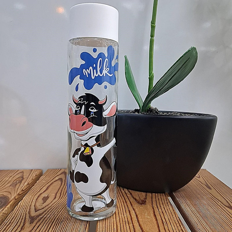 بطری آب استوانه ای کوچک طرح گاو