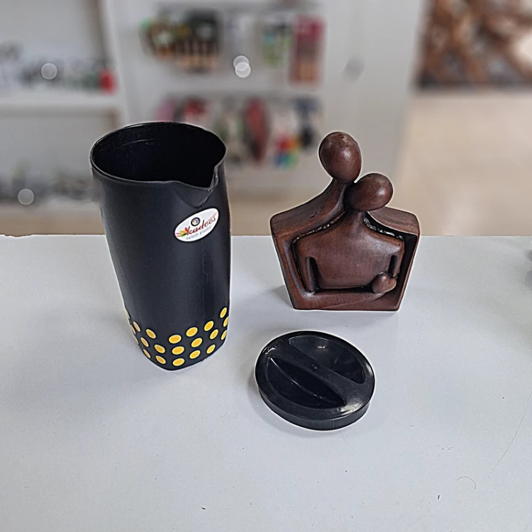 پارچ خالدار هایلوکس