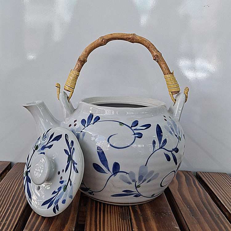 قوری گل اسلیمی کف آبی
