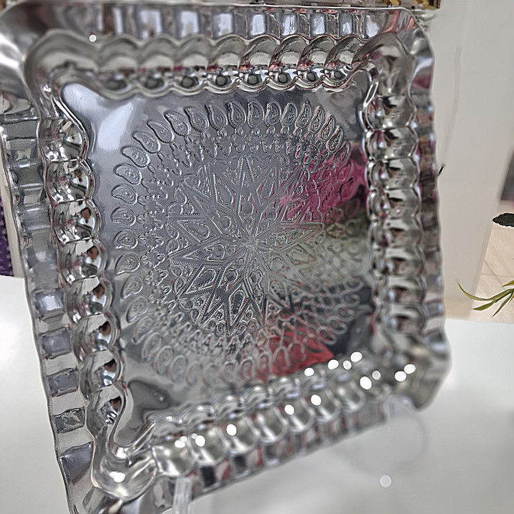 سینی استیل مربع قطر28 حکاکی